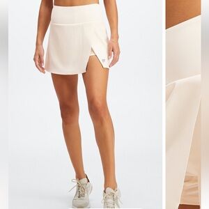 NWOT Fabletics Stow Pocket Tennis Skort